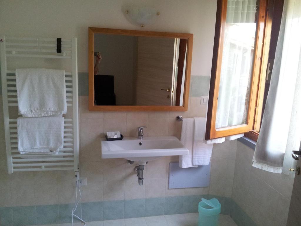 Tellus Saturnia Bed & Breakfast Phòng bức ảnh