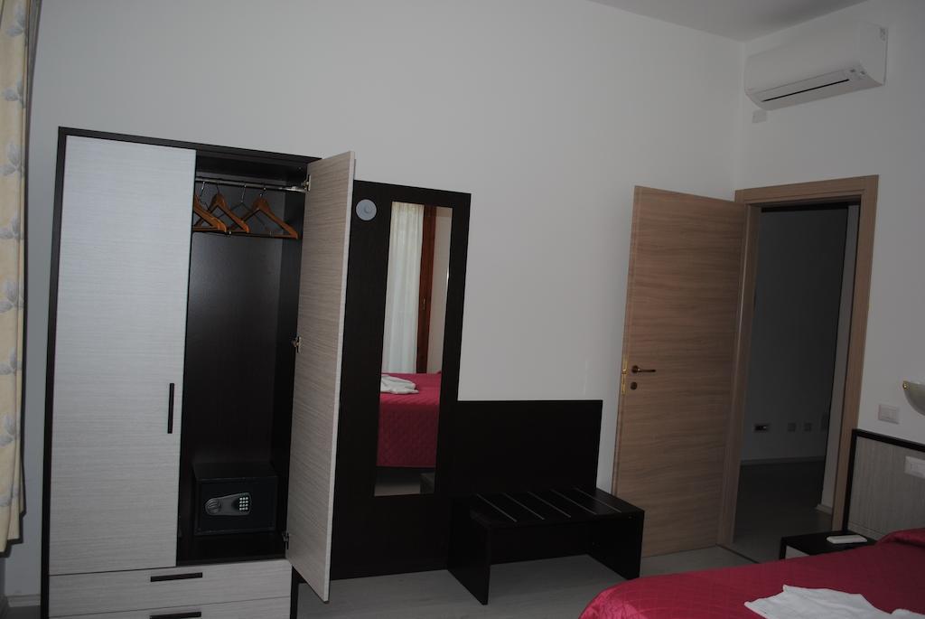 Tellus Saturnia Bed & Breakfast Phòng bức ảnh