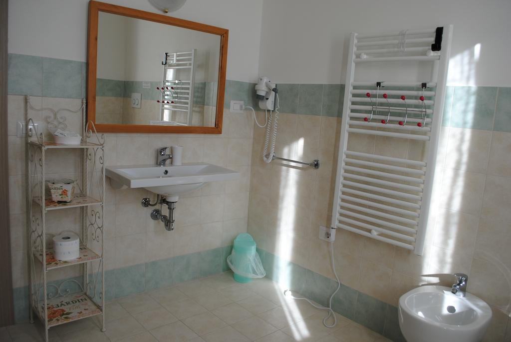 Tellus Saturnia Bed & Breakfast Phòng bức ảnh